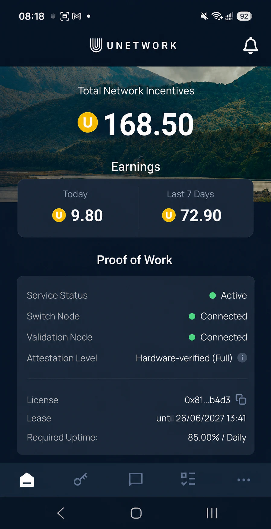 The Unetwork app showing network incentives and active service status
